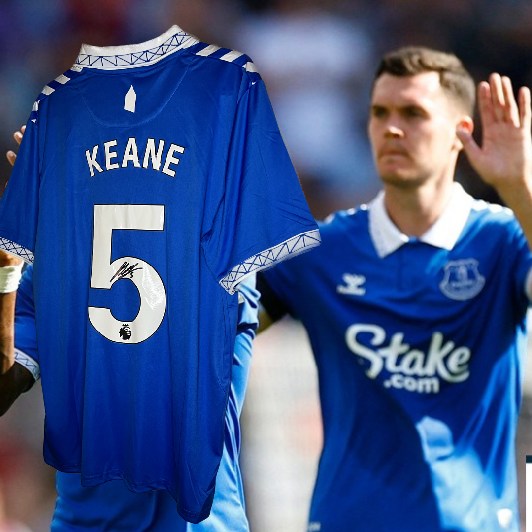 Keane signed Everton shirt.